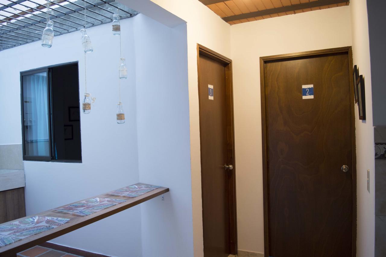El Descanso Donde Sara Hostel Μεντεγίν Εξωτερικό φωτογραφία