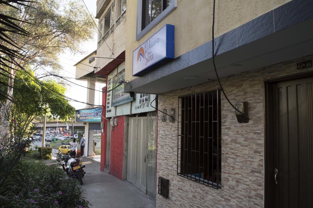 El Descanso Donde Sara Hostel Μεντεγίν Εξωτερικό φωτογραφία