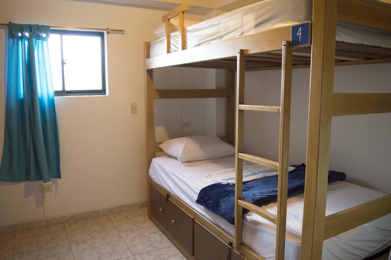 El Descanso Donde Sara Hostel Μεντεγίν Εξωτερικό φωτογραφία