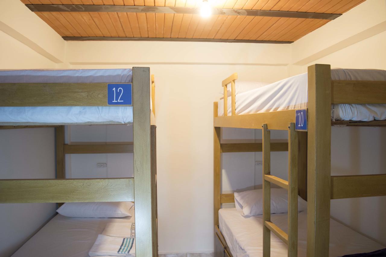 El Descanso Donde Sara Hostel Μεντεγίν Εξωτερικό φωτογραφία
