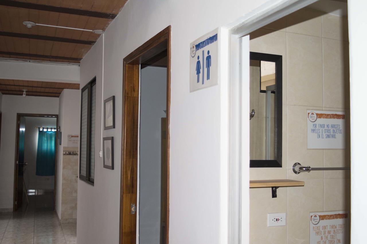 El Descanso Donde Sara Hostel Μεντεγίν Εξωτερικό φωτογραφία